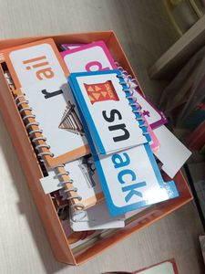 Word Family Build Book - Educational Phonics Kit