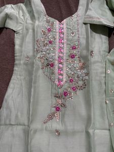 heavy work dupatta and kurta with cigarette pant