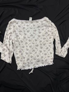 H&amp;M Floral Long Sleeve Top