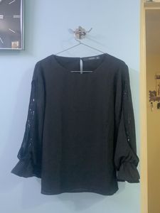 Elegant Black Top With Beautiful Sleeves