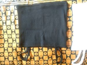 Black And White Camisoles For Inner Wear