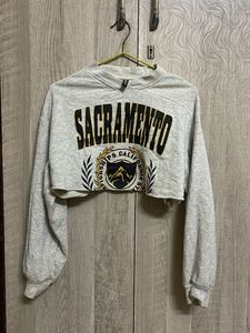 H&amp;M Sacramento Crop Top