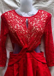 VN. GORGEOUS PARTY DRESS
