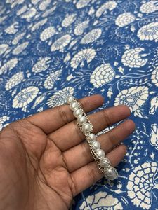 Pearl &amp; Silver Chain Bracelet