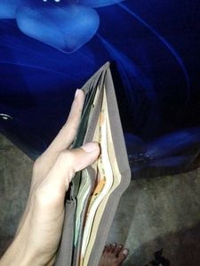 8 Packet On Wallet