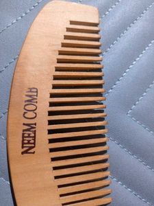 Premium Neem Wood Comb – Natural Hair Care