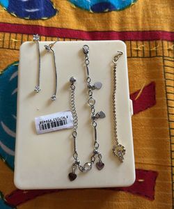 Anklet