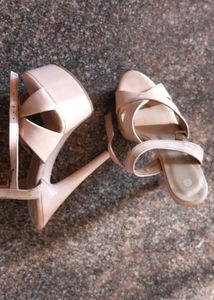 Model Heels