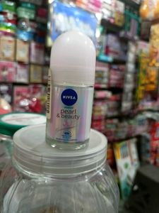 Nivea Underarms Roll On