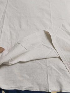 Women&#39;s White Tshirt
