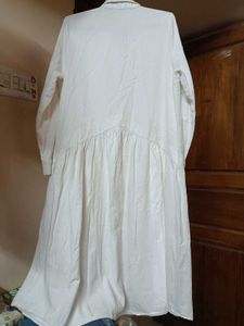 THICK WHITE DRESS