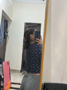 Floral Print Cropped Tee