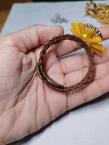 flower bracelet