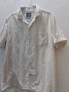 Shirt With Stylish Collar And Modern Look