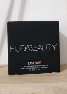 Huda Beauty Easy Bake In Banana Bread
