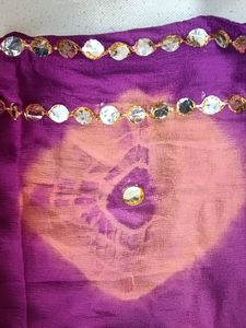 Beautiful Multicolour Chunri