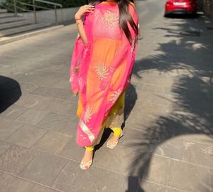 Yellow &amp; Pink Kurta Set