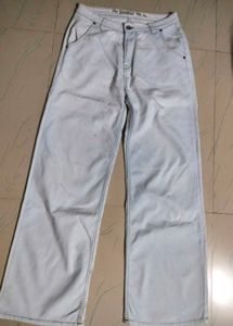 ROADSTER JEANS