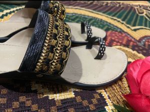 Novel sandal