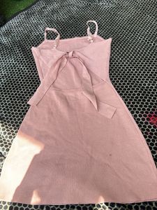 Pink Dress with Unique Bow Design Bodycon Sleevele