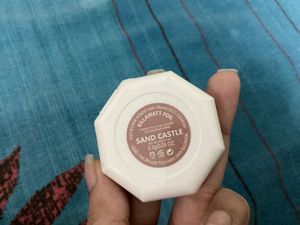 Fenty Beauty highlighter