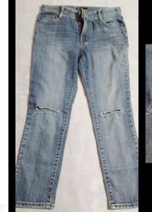Knee Cut Jean❤️