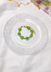Dark Green Floral Bracelet
