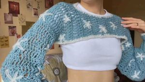 Crochet Crop Log Sleeve Shrug with Floral Detail