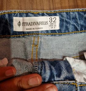STRADIVARIUS FRONT SLIT DENIM SKIRT 26&#34;