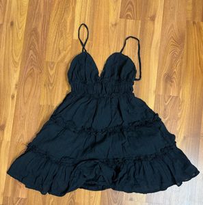 Black Flowy Mini Dress Size M
