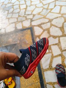 Boys Nd Girls Sports Shoes