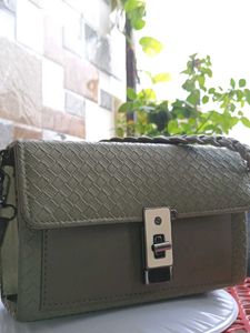 New Treanding Hand 👜