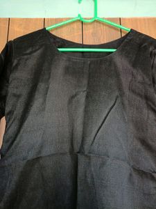 Women Plain Black Kurta