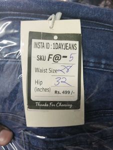 F@05 Size-28 Cargo Jeans