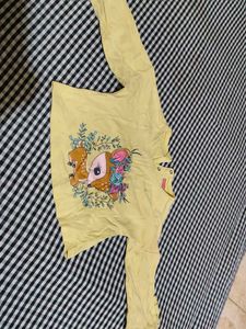 Cute Girls&#39; Yellow Top