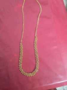 Elegant Gold Necklace