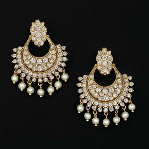Earings With Mang Tikka