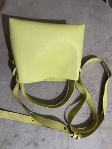 Solid StructuredHandheld Bag, NonDetachable Strap
