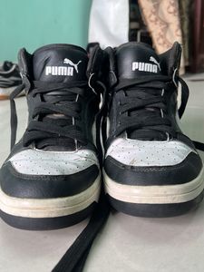 Puma Men Black & White Mid-Top Sneakers