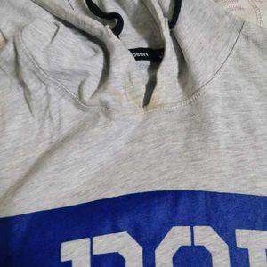 Graphic Print hooded Tee