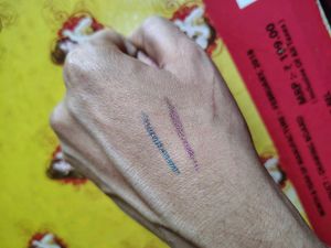 Nybae Holographic Eyeliner