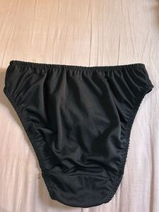 Black swimwear with Lace Detail