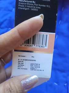 The Derma Co Tinted Sunscreen