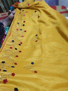Fancy Yellow 💛 Saree With Red Blouse