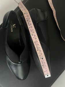 Black Wedge Stylish Pumps