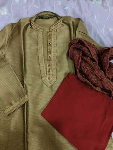 Red and Golden Kurta Pant stalk se