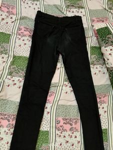 Black Skinny Jeans
