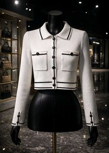 Stylish Cropped Knit Cardigan