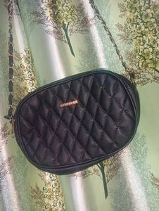 🖤New Slingbag For Girls🖤