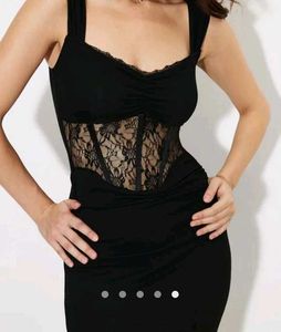 Black Lace Bodycon Maxi Dress